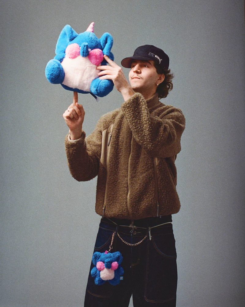 Sapphire Snoozle (Big)